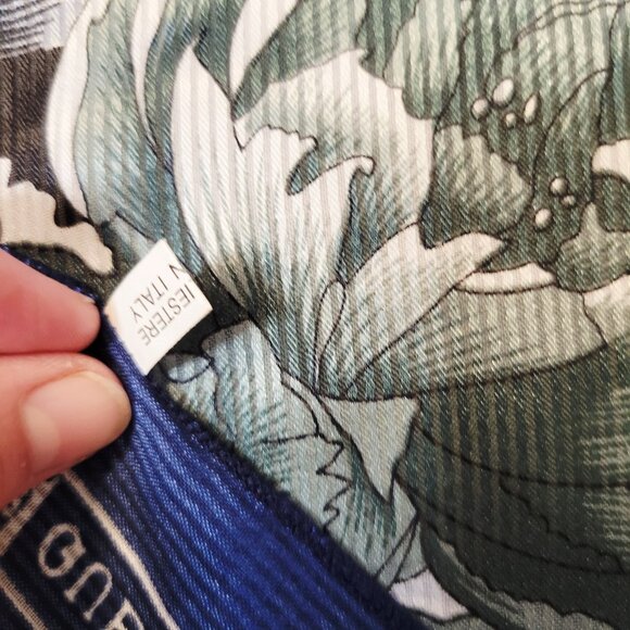 Blue Multi Floral Queen Brand Made in Italy Scarf - Picture 4 of 4